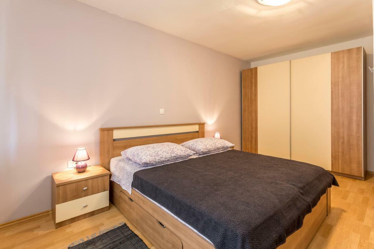 Modern Apartment Near The Beach And Center Of Сплит Екстериор снимка